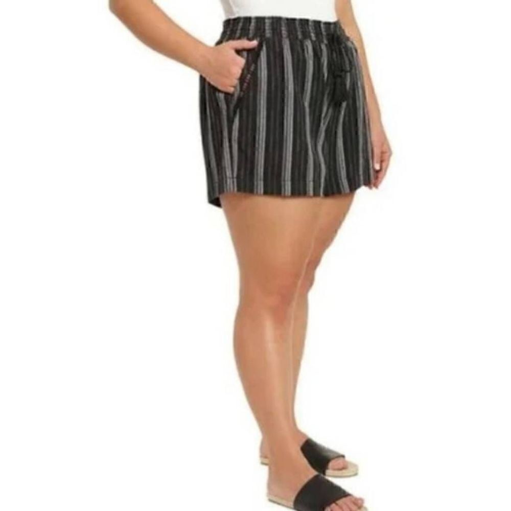 Briggs Linen Blend Striped Shorts